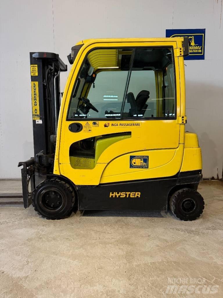 Hyster E 3.20 XM Elektriniai šakiniai krautuvai