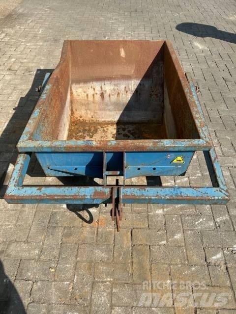  Kipbak 500 l Kiti naudoti statybos komponentai