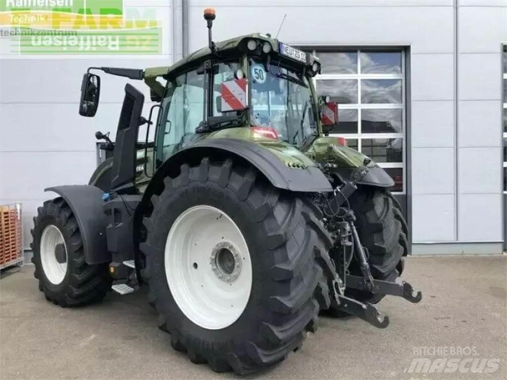 Valtra q 305 Traktoriai