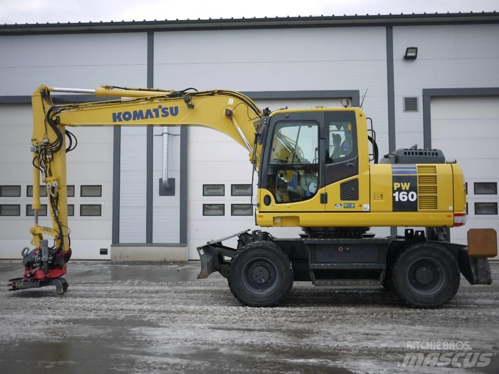 Komatsu PW 160-8 Ratiniai ekskavatoriai