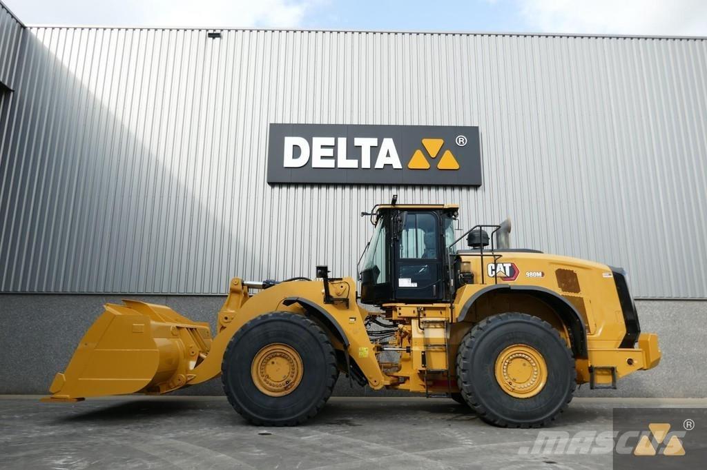 CAT 980M Naudoti ratiniai krautuvai