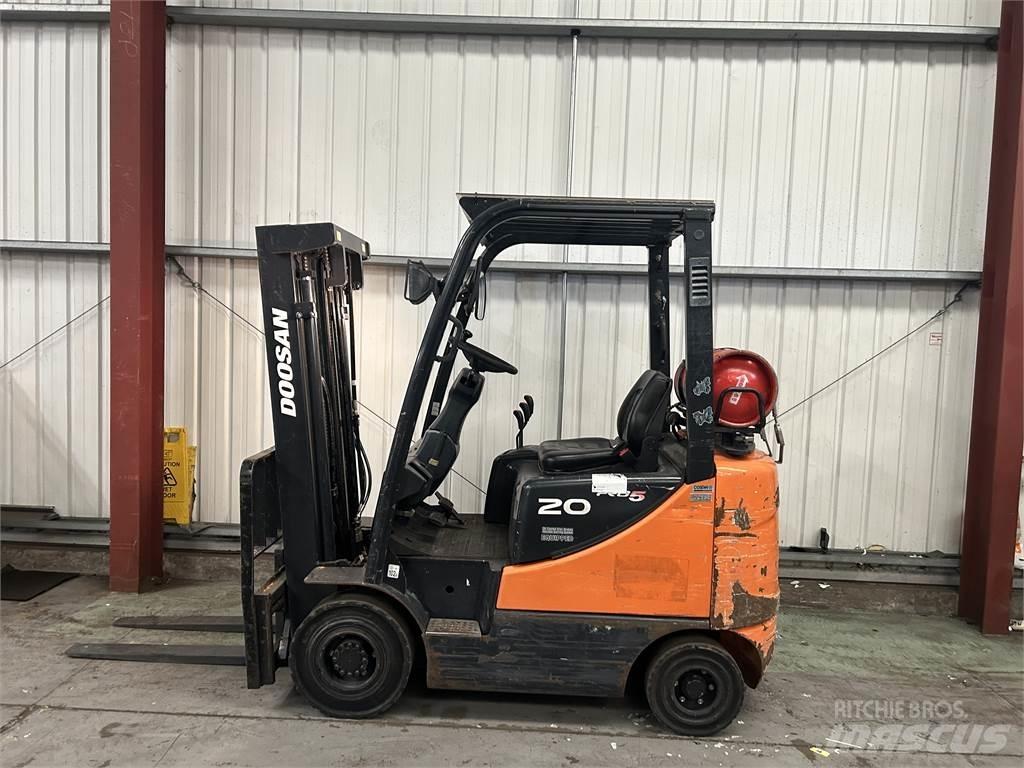 Doosan G20SC-5 LPG (dujiniai) krautuvai