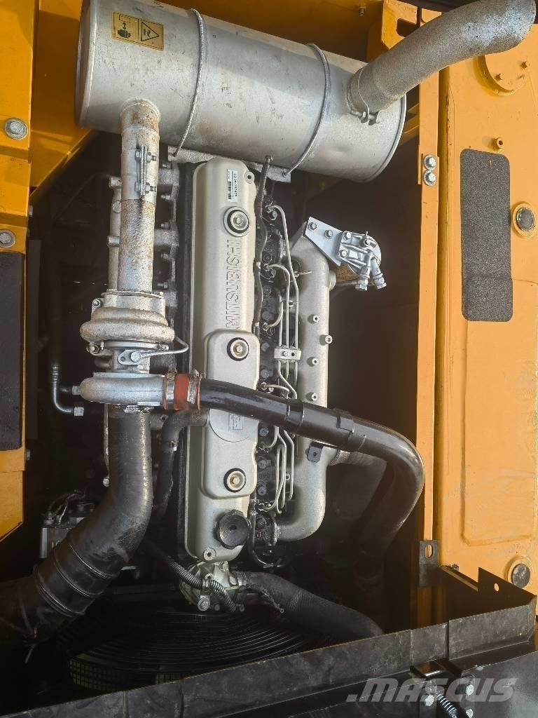 Sany SY 215 C Vidutinės galios ekskavatoriai 7-12 t