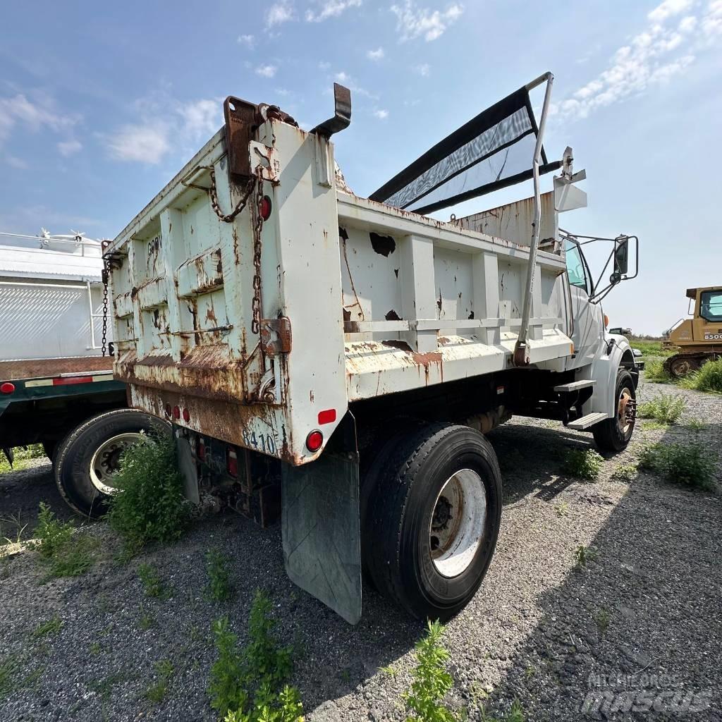 Sterling Dump Truck Savivarčių priekabų vilkikai