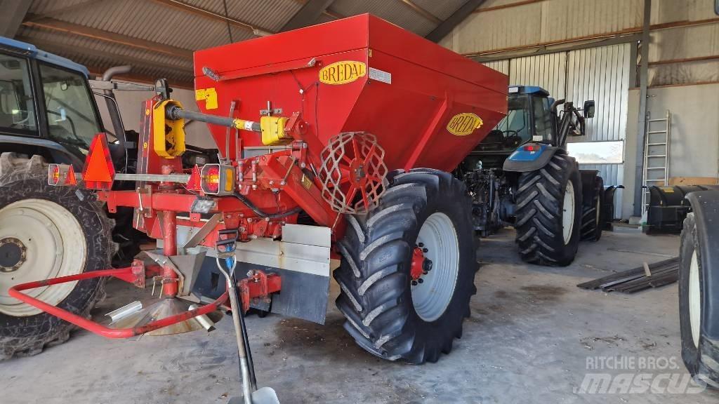 Bredal K 65 Mineralinių trąšų barstytuvai