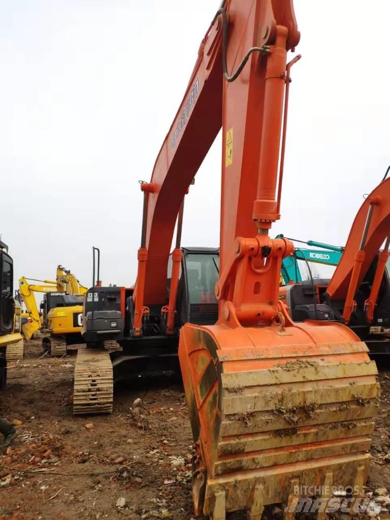 Hitachi ZX 240 H Vikšriniai ekskavatoriai