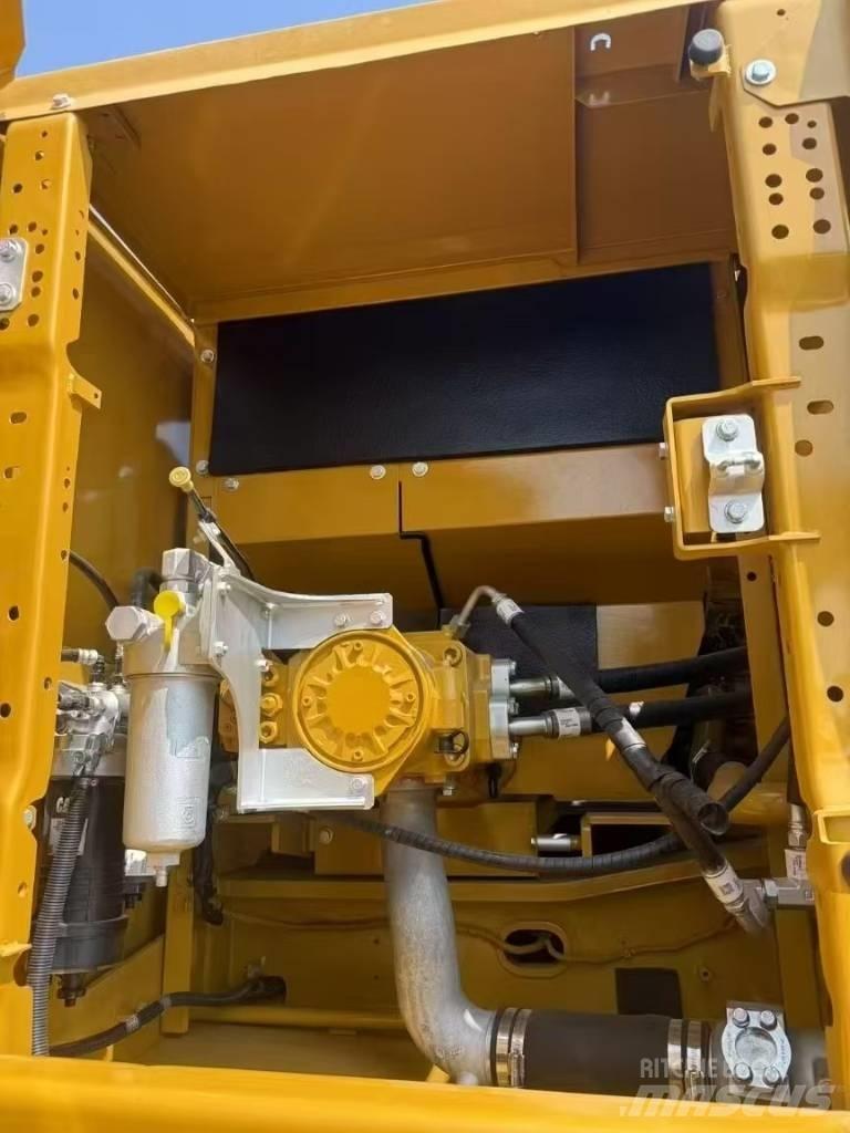 CAT 330GC Vikšriniai ekskavatoriai