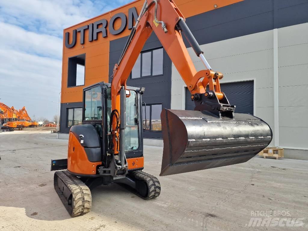 Hitachi ZX38U-6 Mini ekskavatoriai < 7 t