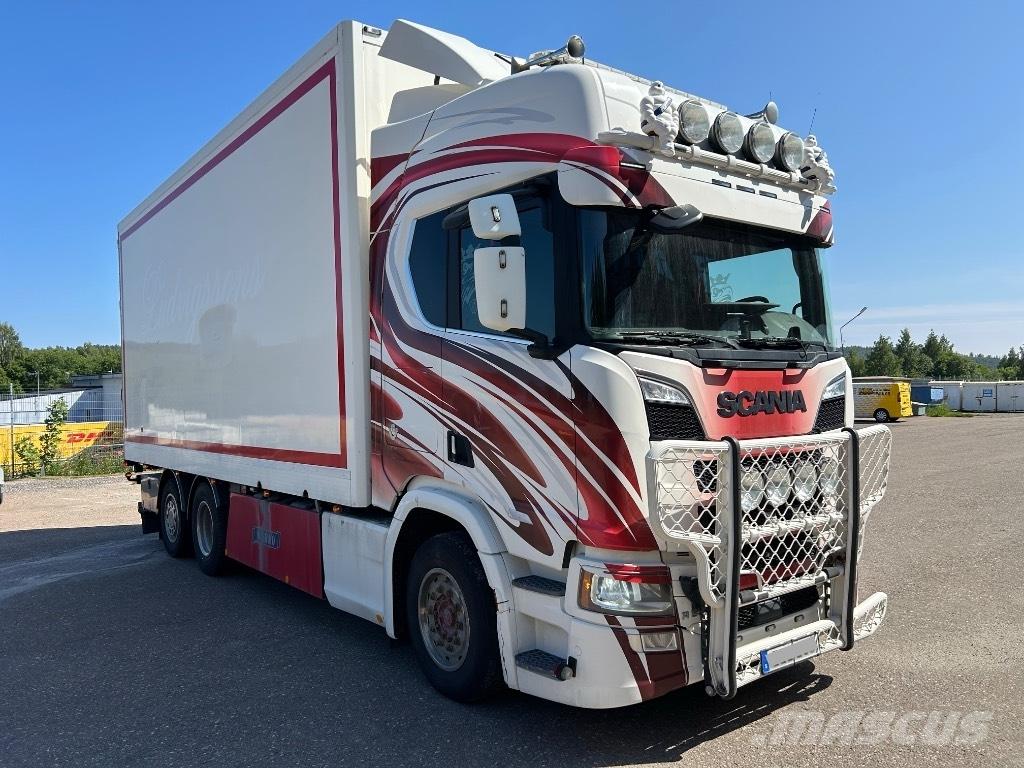 Scania R 650 Sunkvežimiai su dengtu kėbulu