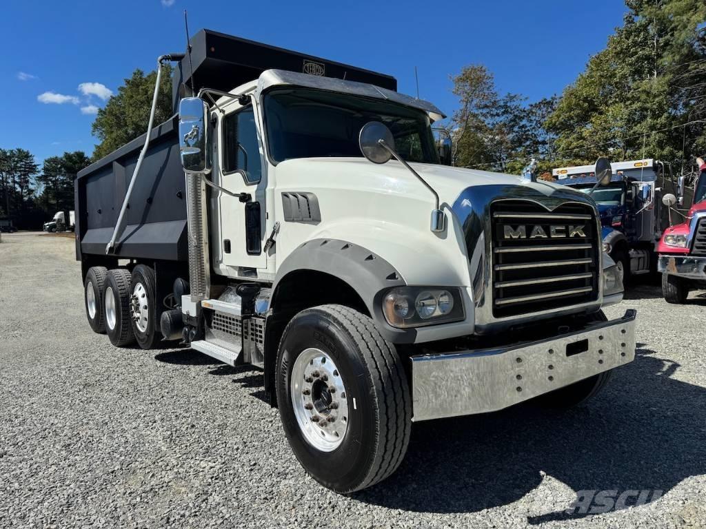 Mack Granite 84FR Savivarčių priekabų vilkikai