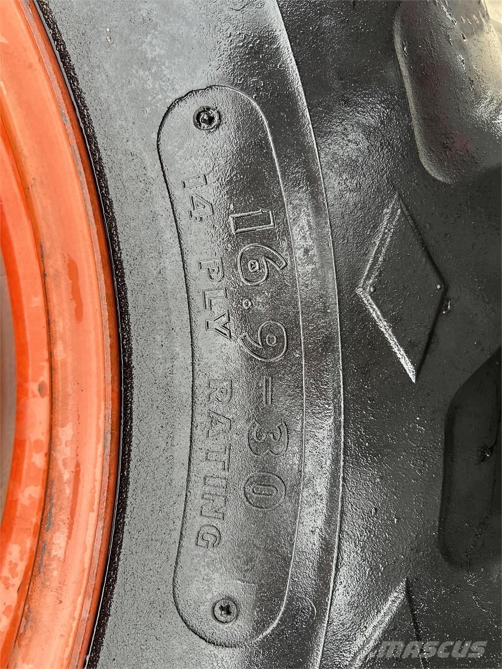 Goodyear 16,9-30 Padangos, ratai ir ratlankiai