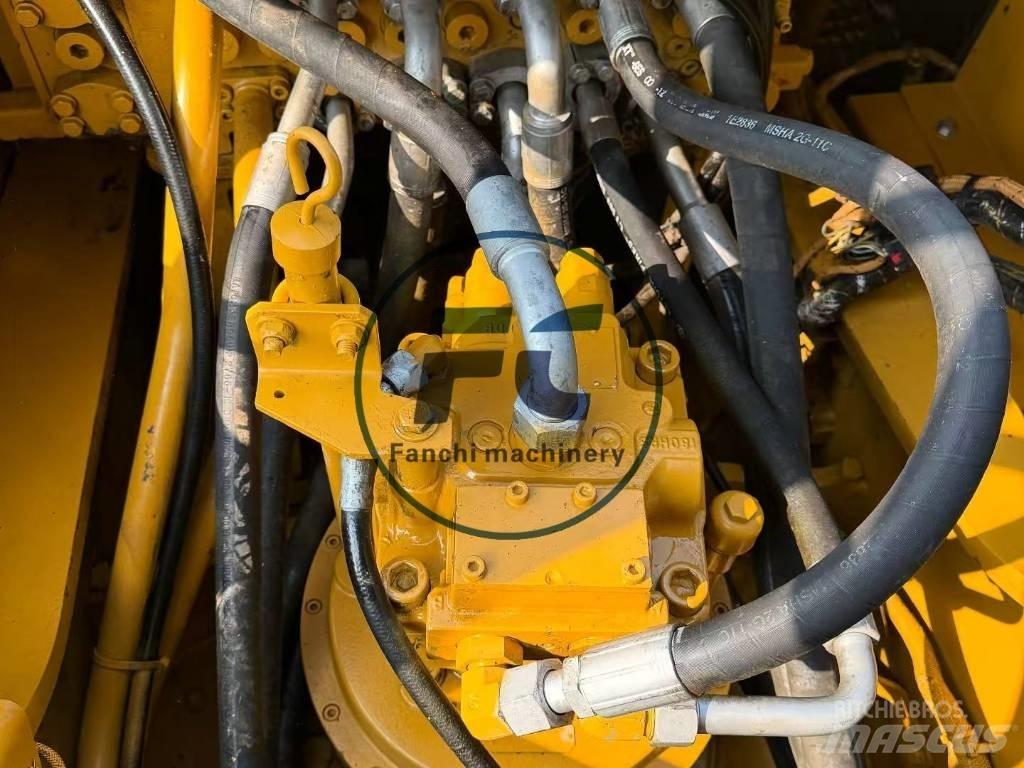 CAT 326 GC Vikšriniai ekskavatoriai