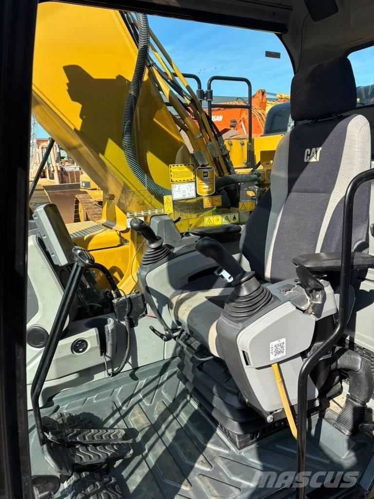 CAT 330 FL Vikšriniai ekskavatoriai