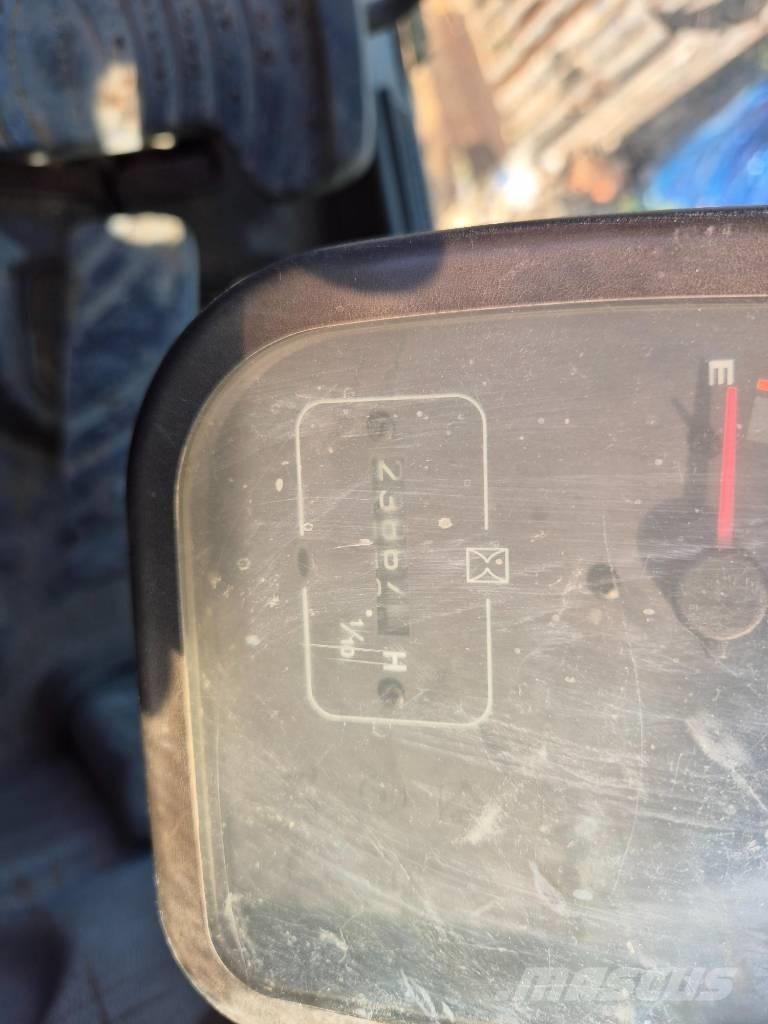 Volvo EC 290 B LC Vikšriniai ekskavatoriai