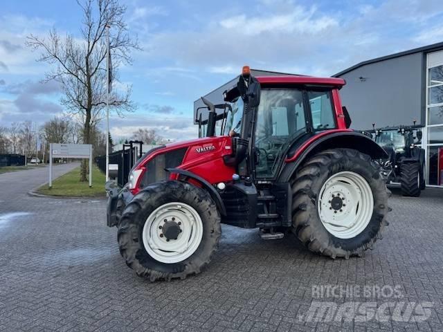 Valtra N123 Hitech5 Traktoriai