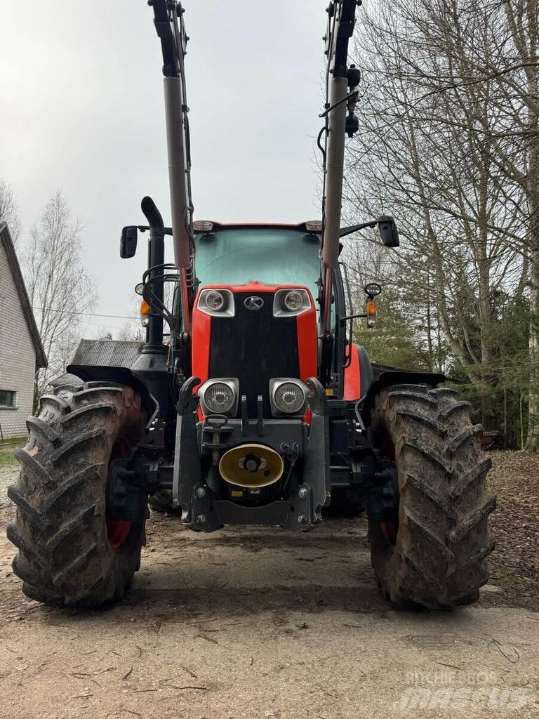 Kubota M135GX Traktoriai