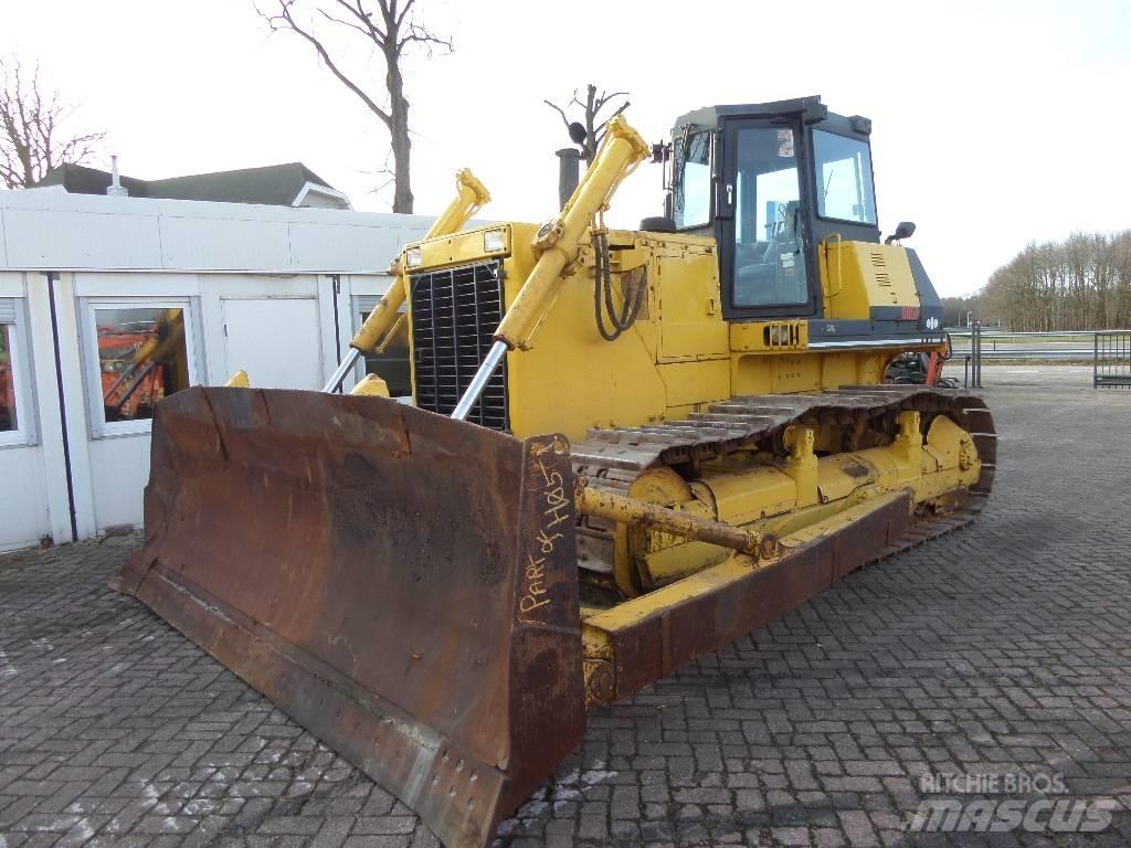 Komatsu D85P-21 Vikšriniai buldozeriai