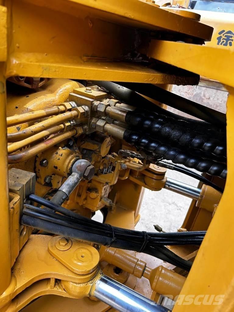 SDLG B860 Ekskavatoriniai krautuvai