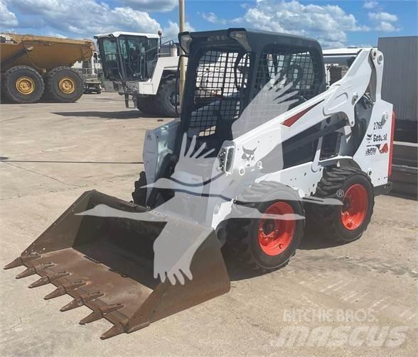 Bobcat S570 Krautuvai su šoniniu pasukimu