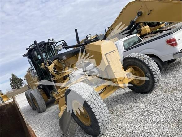 CAT 140 Greideriai