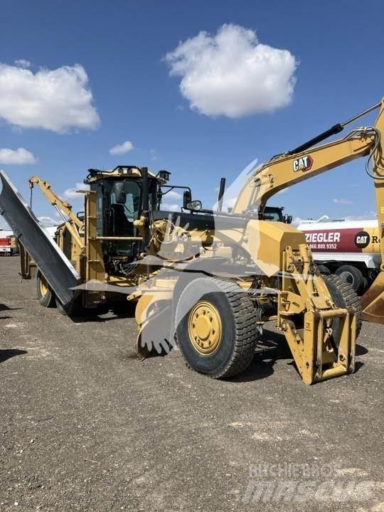 CAT 140M AWD Greideriai