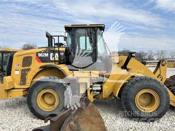 CAT 962M Naudoti ratiniai krautuvai