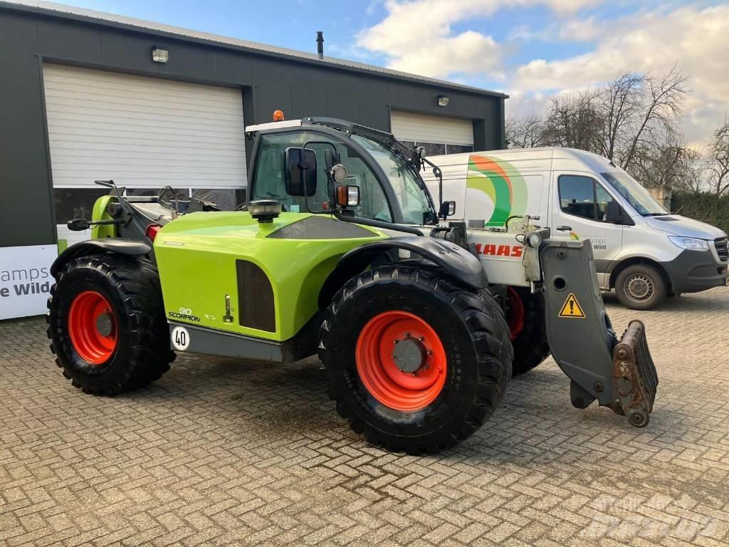 CLAAS Scorpion 9040 Teleskopiniai krautuvai žemės ūkiui