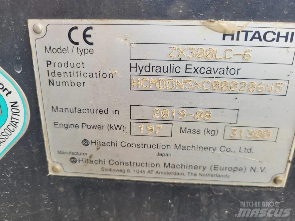 Hitachi ZX 300LC6 Vikšriniai ekskavatoriai