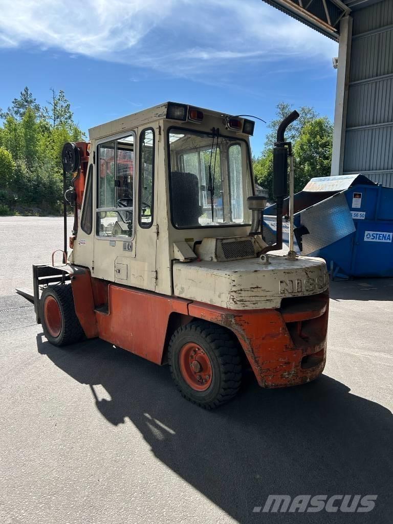 Nissan YGF03 Dyzeliniai krautuvai