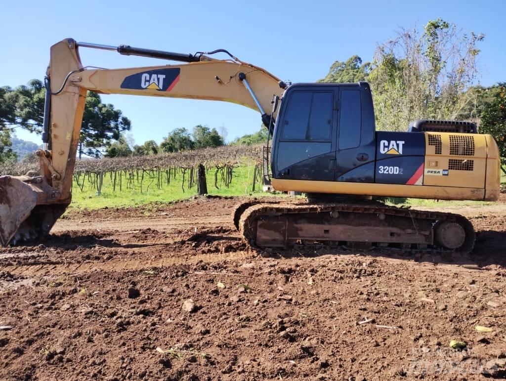 CAT 320D2 Vikšriniai ekskavatoriai