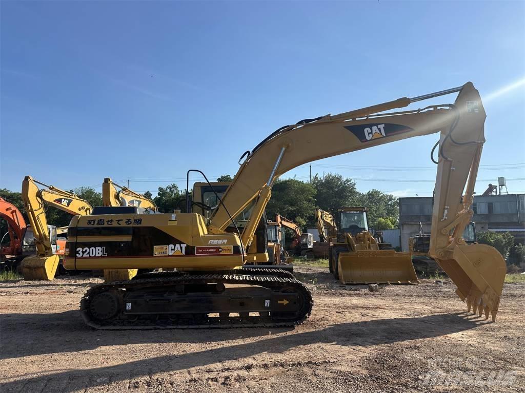 CAT 320 B L Vikšriniai ekskavatoriai