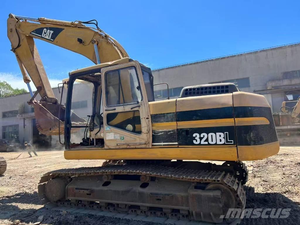 CAT 320 B L Vikšriniai ekskavatoriai