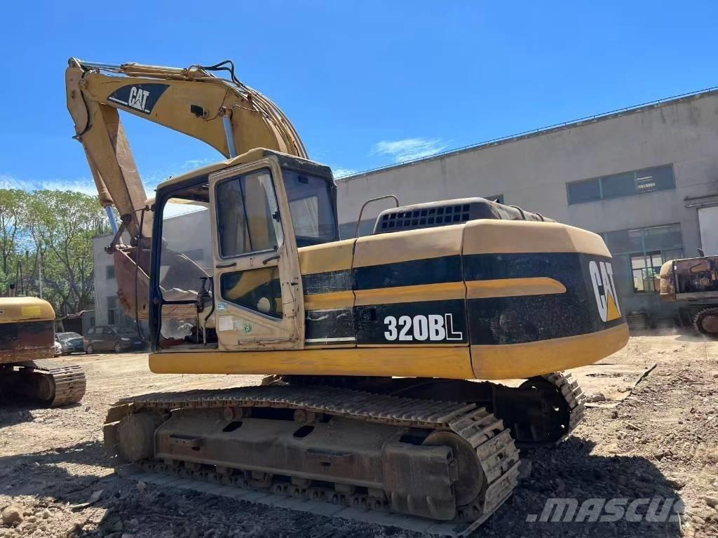 CAT 320 B L Vikšriniai ekskavatoriai