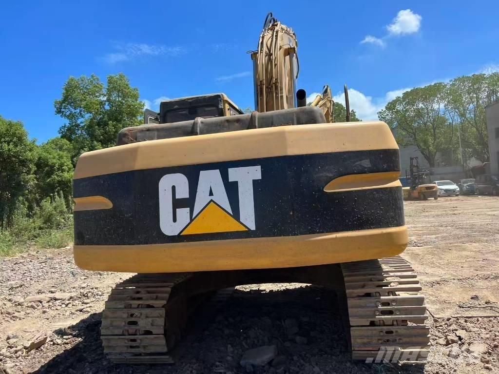 CAT 320 B L Vikšriniai ekskavatoriai