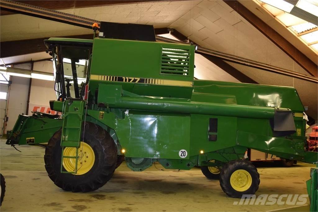 John Deere 1177 Derliaus nuėmimo kombainai