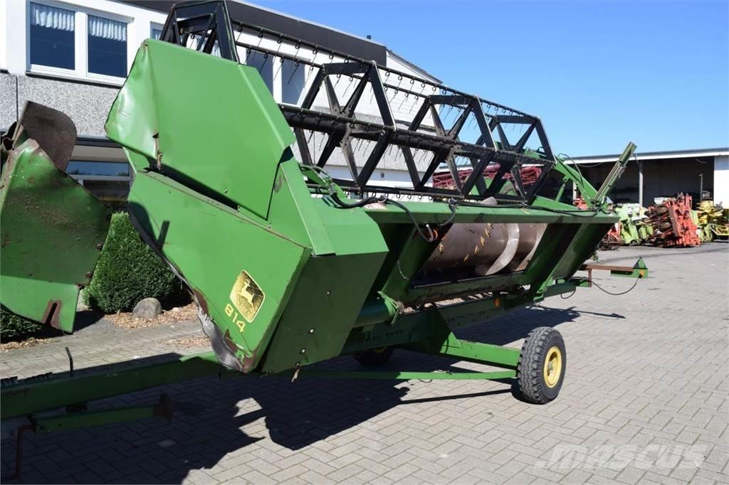 John Deere 1177 Derliaus nuėmimo kombainai