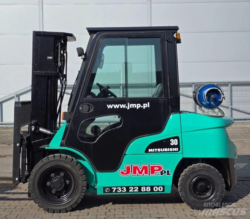 Mitsubishi FG 30 N LPG (dujiniai) krautuvai