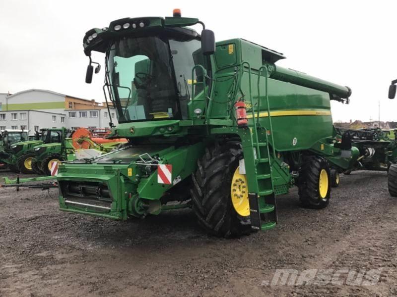 John Deere T 660 i Derliaus nuėmimo kombainai