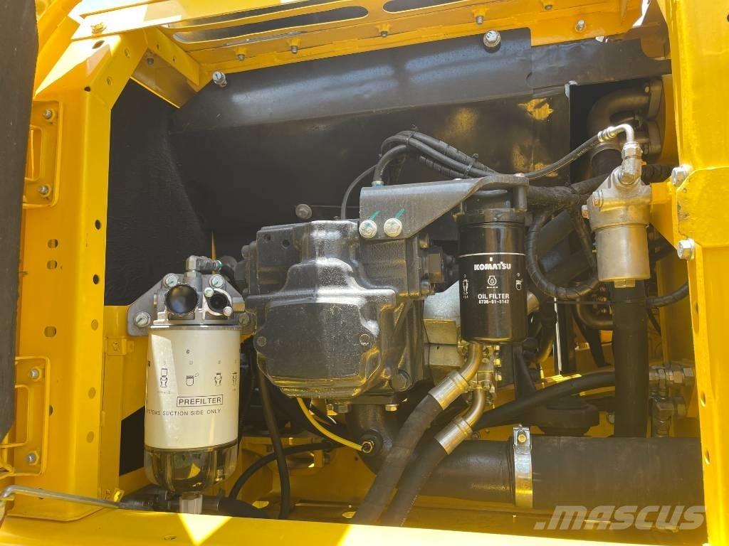Komatsu PC 220 Vikšriniai ekskavatoriai