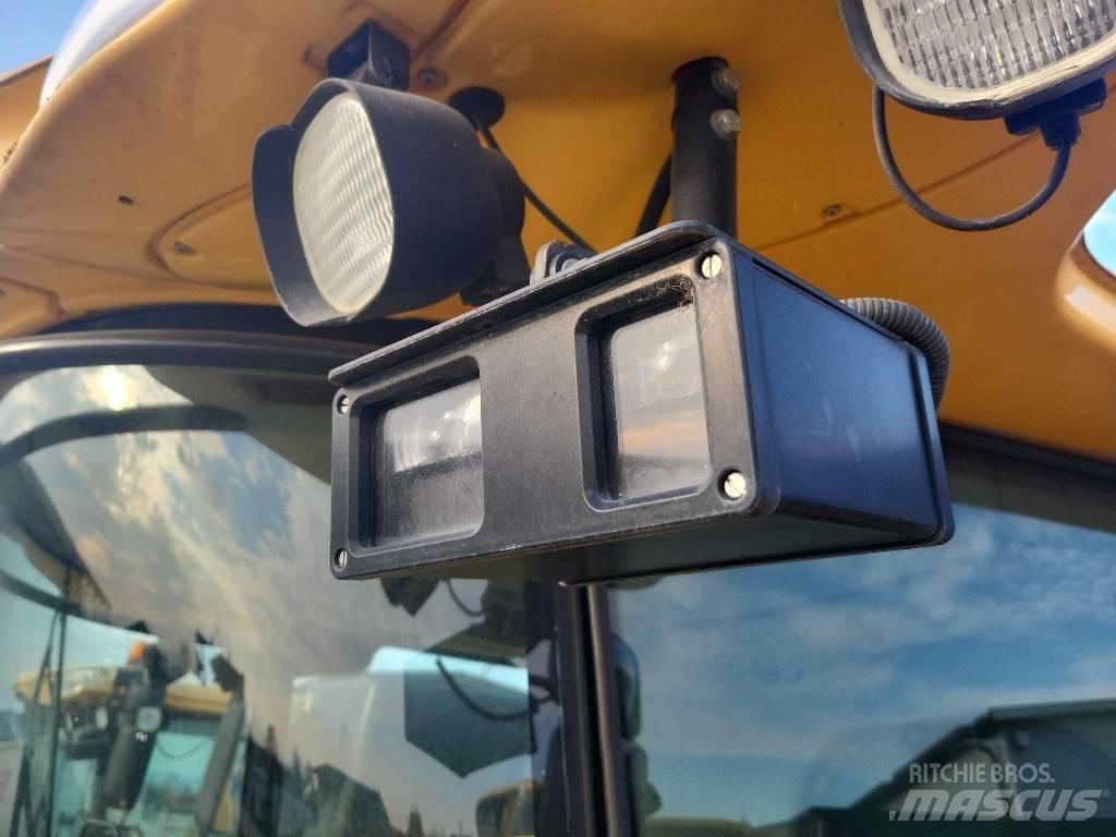 New Holland CR 9090 Derliaus nuėmimo kombainai