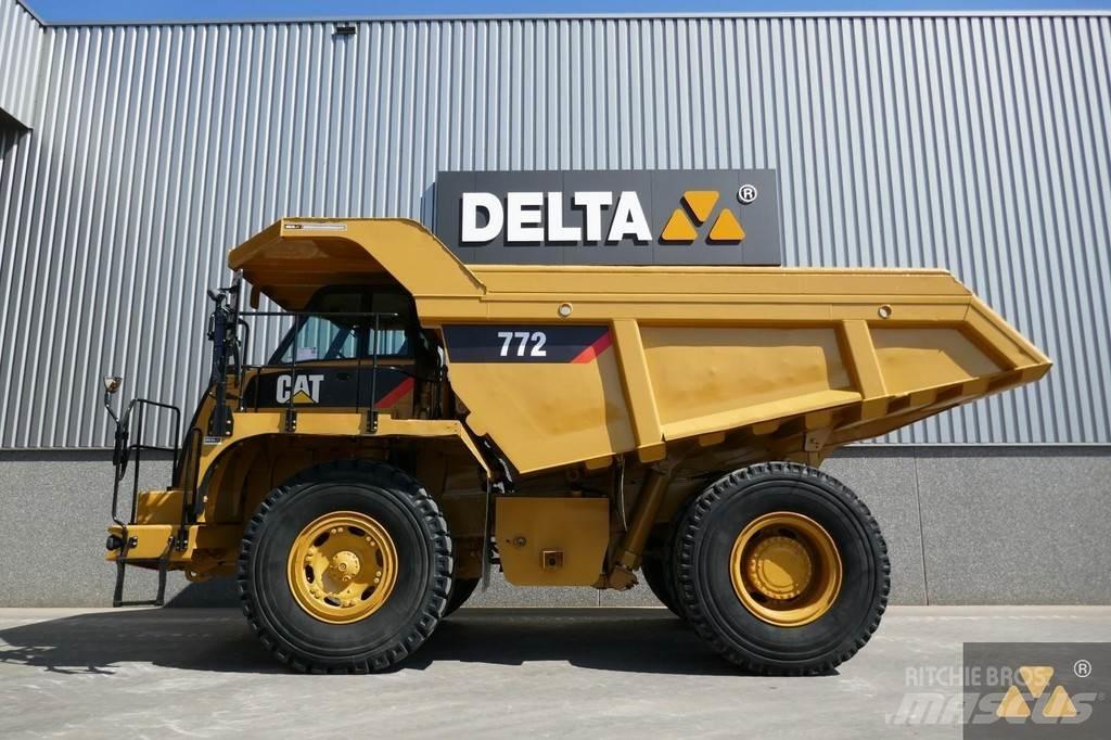CAT 772 Atliekų išvežimo technika