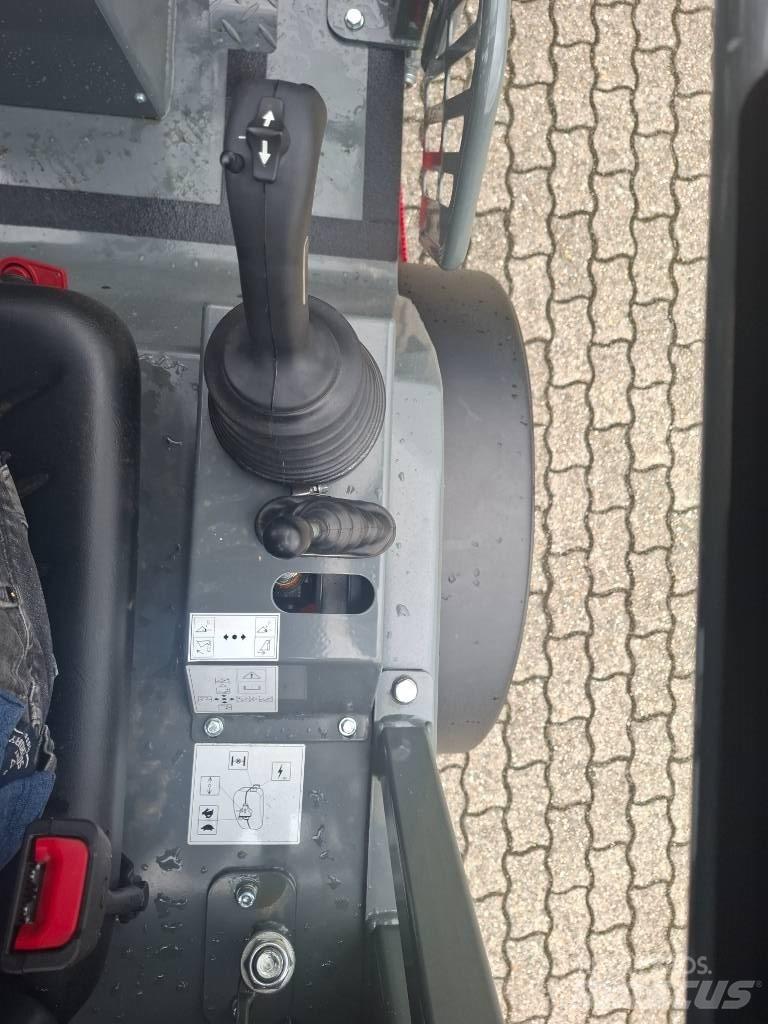 Weidemann 1280 Mini krautuvai