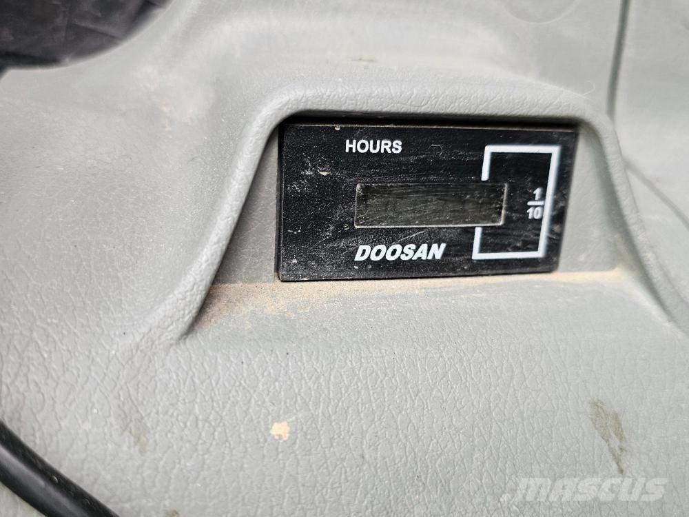 Doosan DX 300 LC-5 Vikšriniai ekskavatoriai