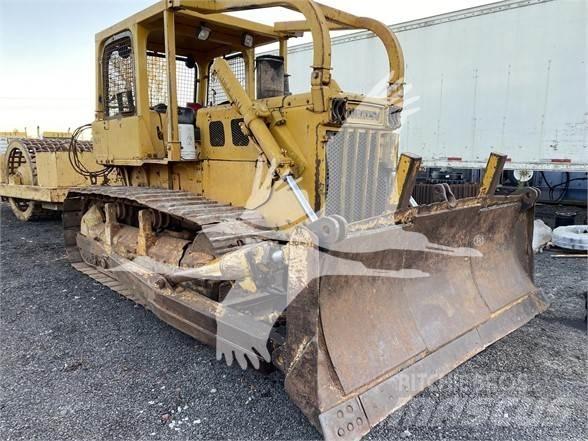 Komatsu D65E-6 Vikšriniai buldozeriai