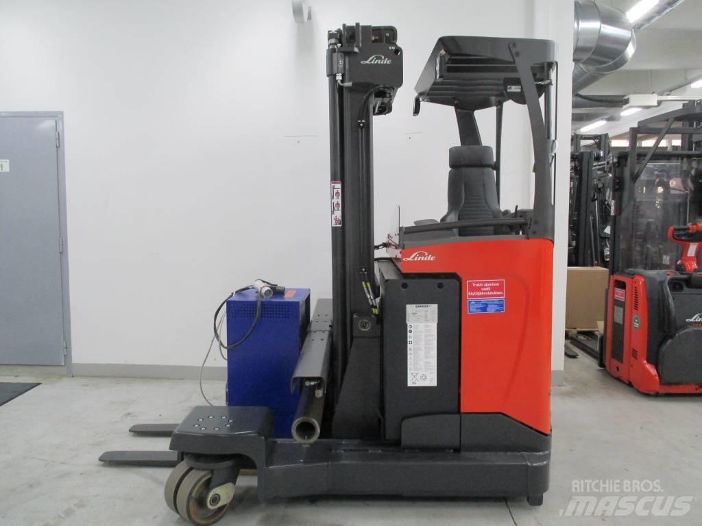 Linde R20F Šakiniai krautuvai su privažiavimu iš visų keturių pusių
