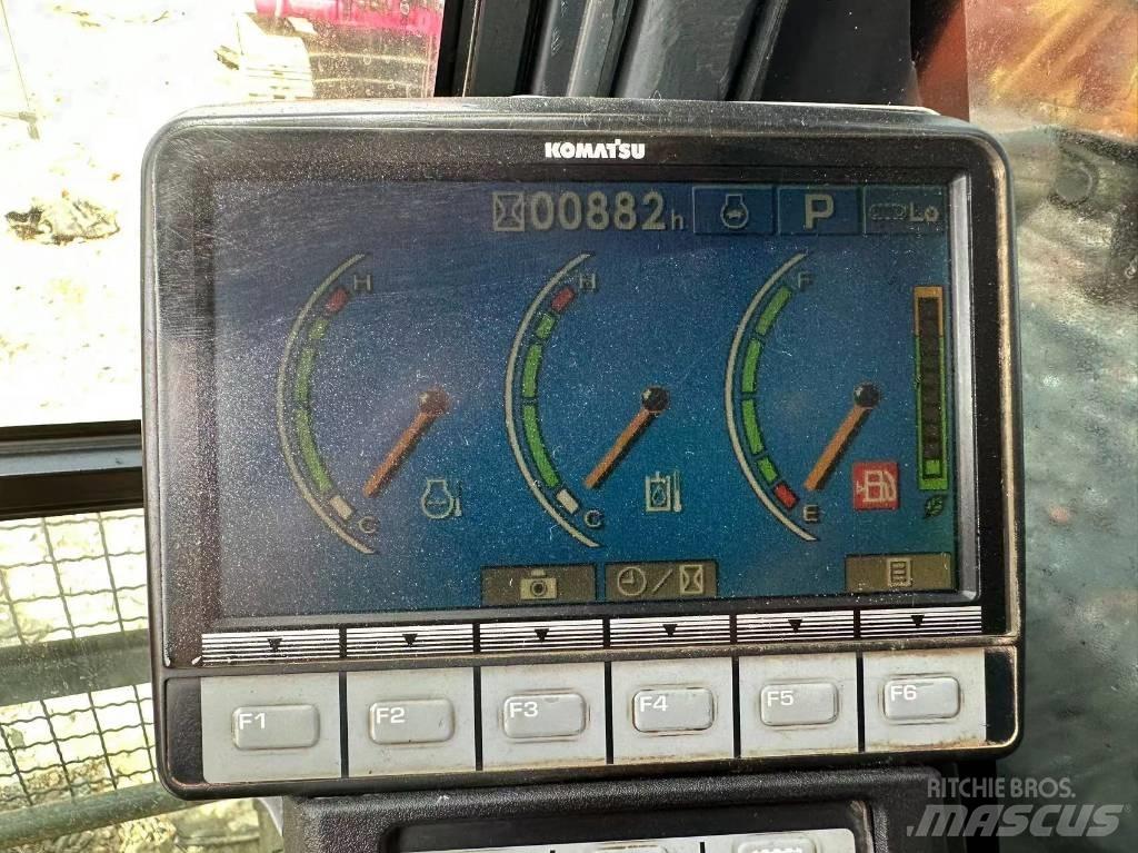 Komatsu PC 240-8 Vikšriniai ekskavatoriai