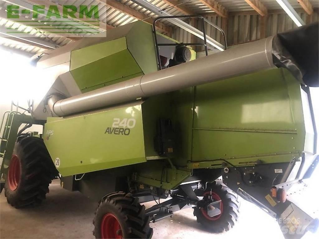 CLAAS avero 240 Derliaus nuėmimo kombainai
