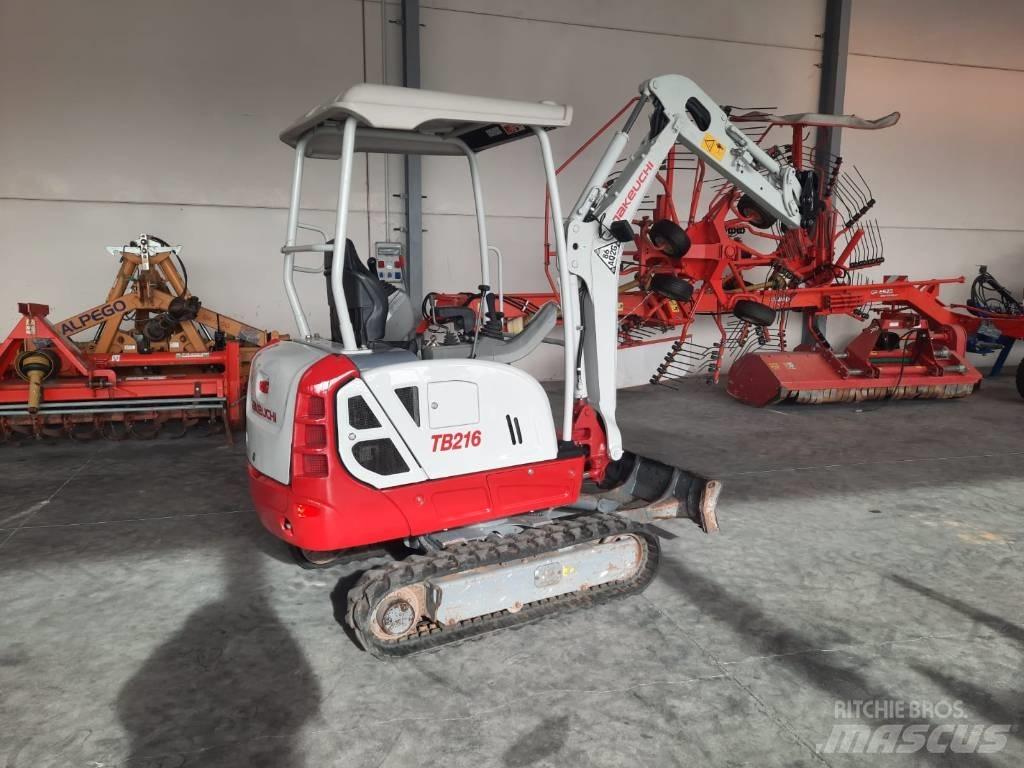Takeuchi TB216 Mini ekskavatoriai < 7 t