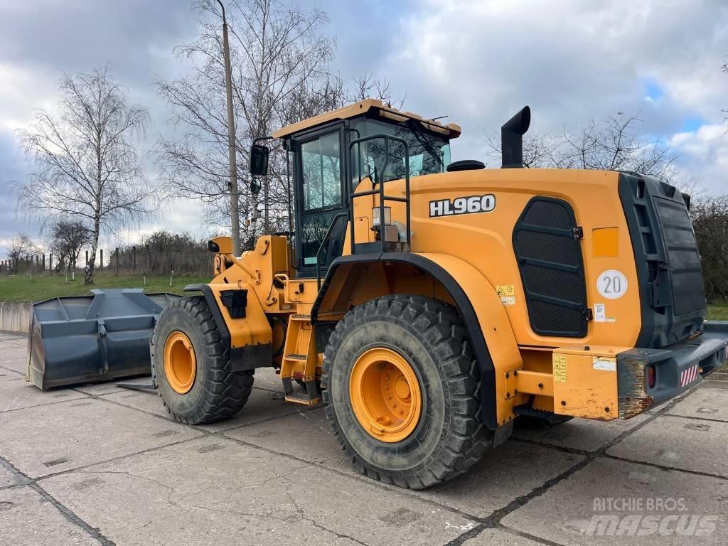 Hyundai HL 960 Naudoti ratiniai krautuvai