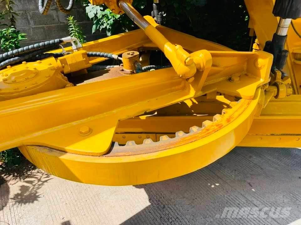 CAT 140h Greideriai